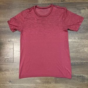 Lululemon - Metal Vent Breath - Short Sleeve T-Shirt - Medium
